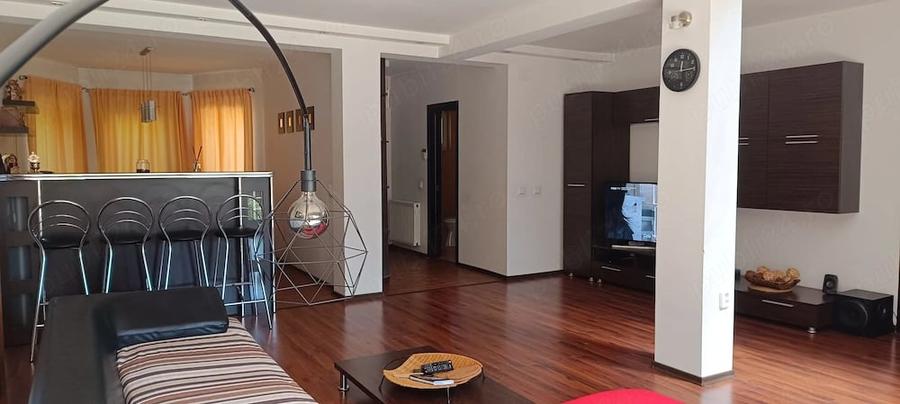Casă cu Teren 471 Mp în Agigea