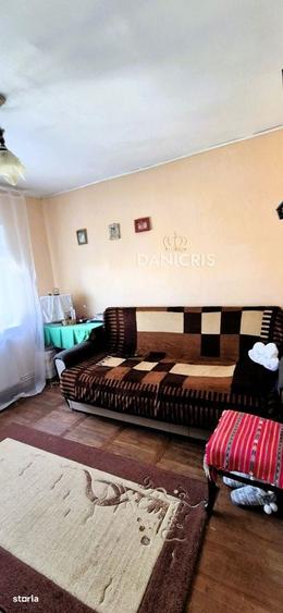 Apartament cu 2 camere decomandat în Anda