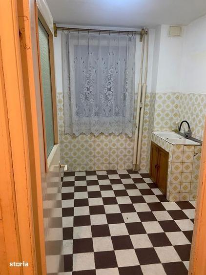 Apartament cu 3 camere decomandat în Rogerius