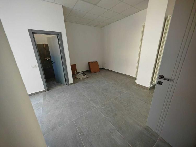 Spațiu comercial, de 110 mp, în Central