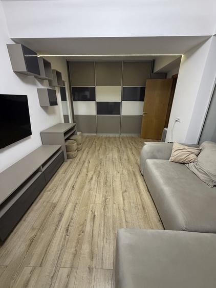 Apartament cu 2 camere decomandat în Grozăvești