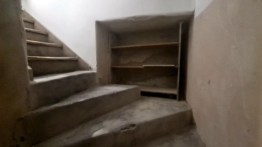 Casă cu 2 camere cu Canalizare în Centrul Istoric