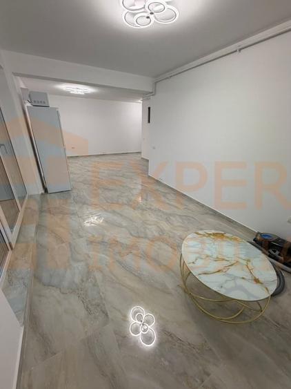 Apartament cu 2 camere decomandat, mobilat în Tomis Plus