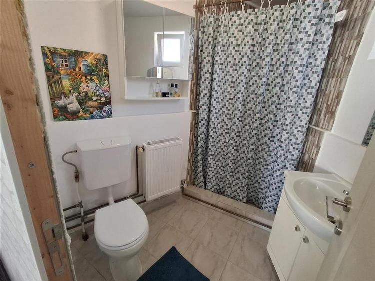 Casă individuală cu 4 camere cu Teren 350 Mp în Mohu