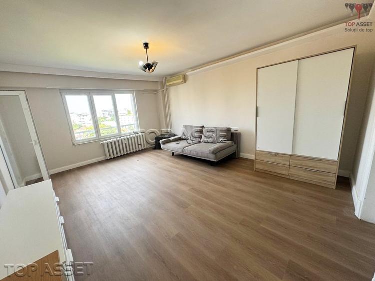 Apartament cu 3 camere decomandat în Muncii