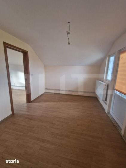 Casă cu 4 camere cu Teren 1000 Mp în Șcheia