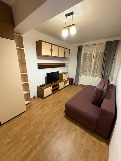 Apartament cu 2 camere decomandat în Calea Turzii