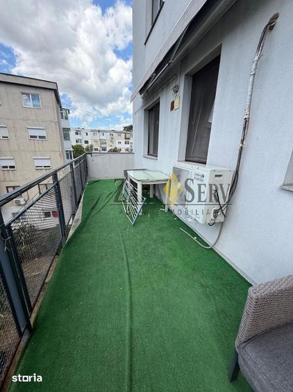 Apartament cu 3 camere decomandat în 9 Mai