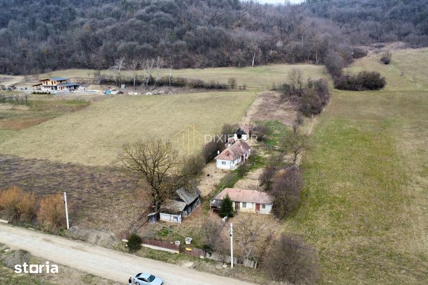 Casă cu 2 camere cu Teren 2200 Mp în Bereni