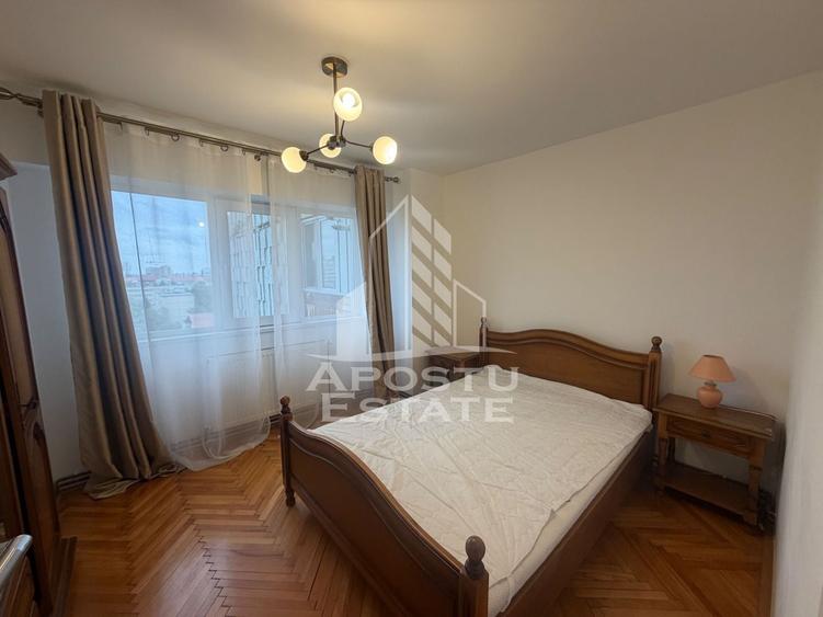 Apartament cu 3 camere decomandat în Dacia