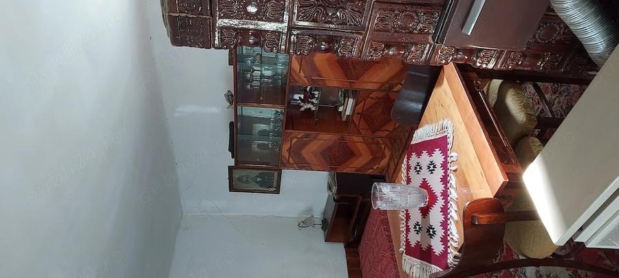 Casă cu 2 camere cu Teren 770 Mp în Murgești