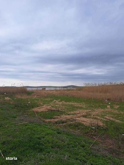 Teren de 3615 mp, în Jurilovca