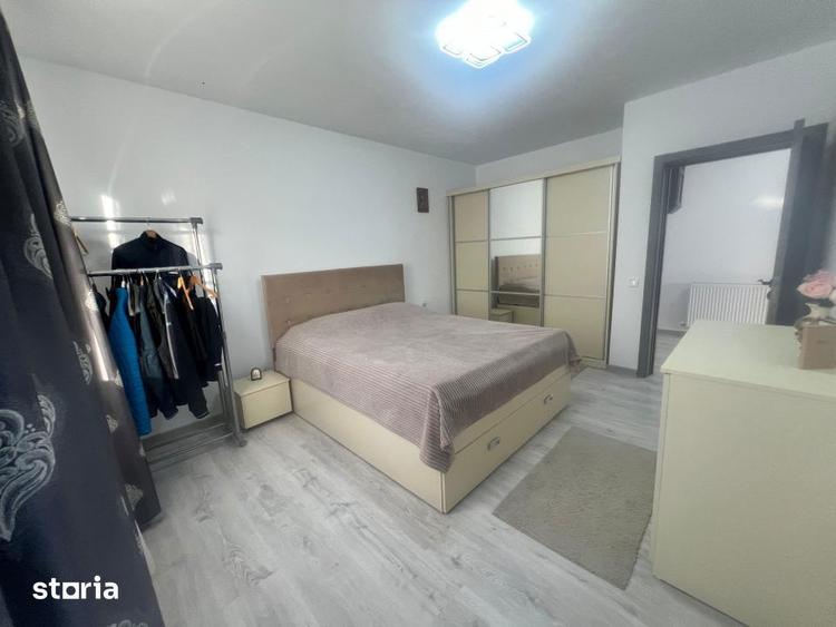 Casă cu 3 camere cu Canalizare în Central