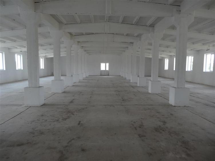Spațiu industrial, de 200 mp, în Grădiște