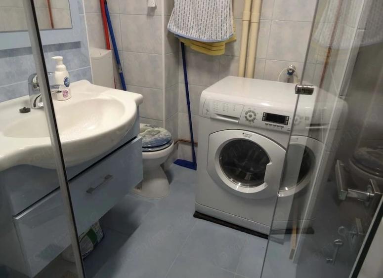 Apartament cu 2 camere decomandat în Complex Studențesc