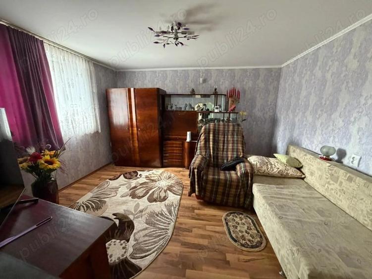 Casă cu Teren 2248 Mp în Tulca