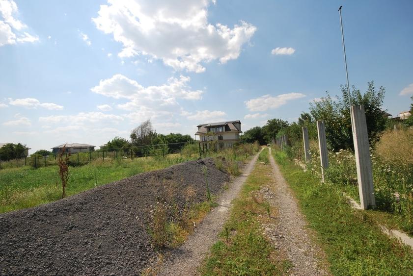 Casă cu 4 camere cu Teren 1067 Mp în Prelungirea Ferentari