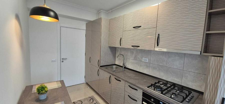 Apartament cu 2 camere decomandat în Energia