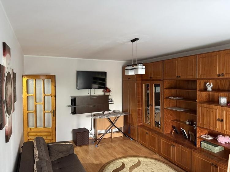 Apartament cu 2 camere în Buzaului