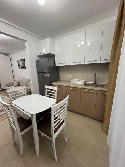 Apartament cu 2 camere semidecomandat în Central
