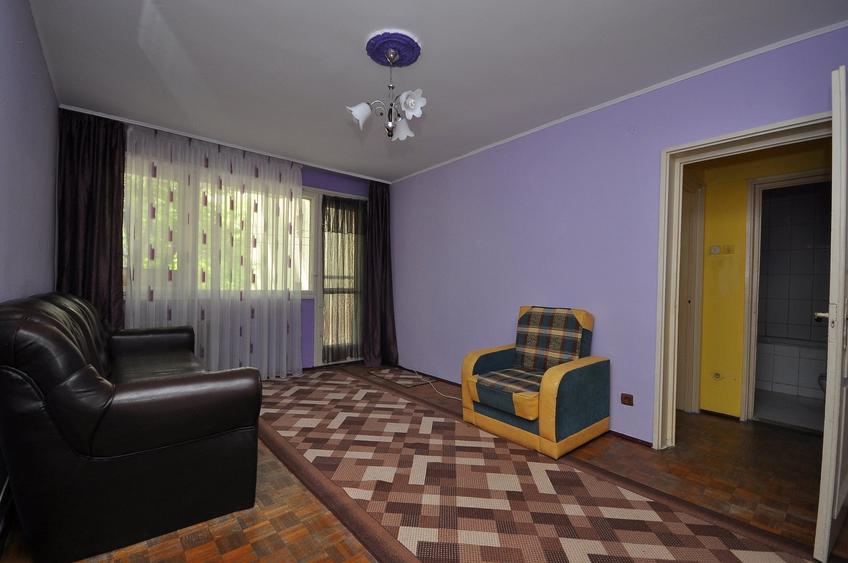 Apartament cu 2 camere semidecomandat în Crângași
