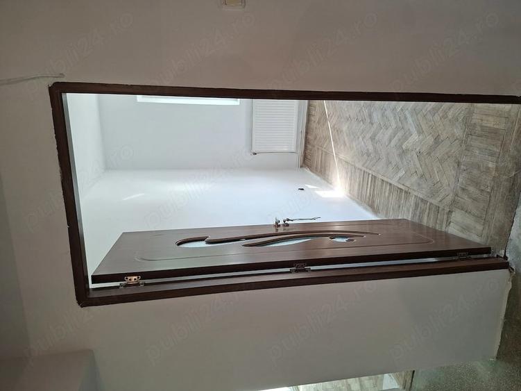 Apartament cu 3 camere decomandat în Exterior Vest