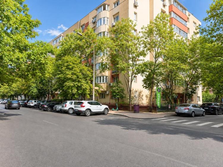 Garsonieră decomandată în Unirii