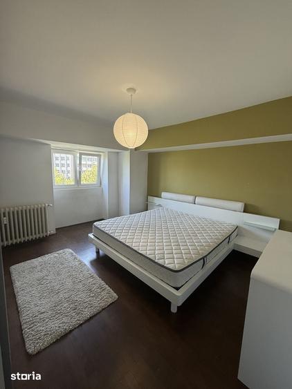 Apartament cu 3 camere decomandat în Centrul Civic