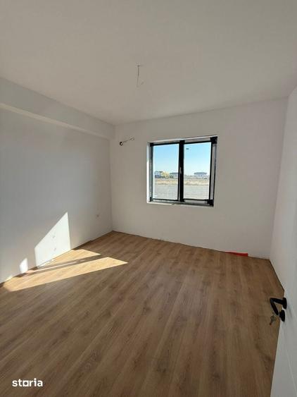 Casă cu 4 camere cu Teren 400 Mp în Clinceni