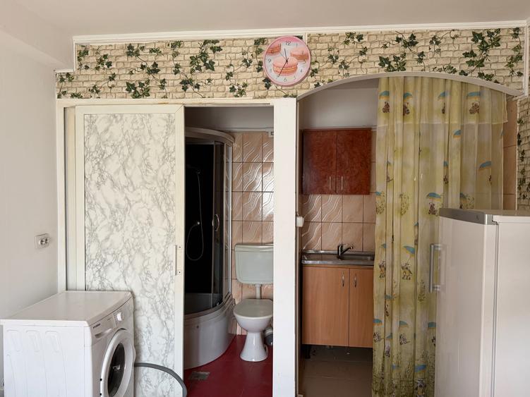 Apartament cu 2 camere semidecomandat în Central
