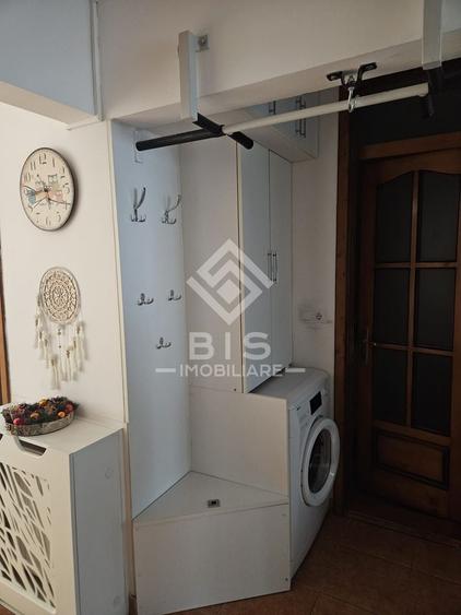 Apartament cu 3 camere decomandat în Ștefan cel Mare