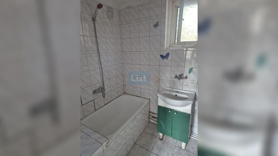 Casă cu 2 camere cu Teren 250 Mp în Bulgaria