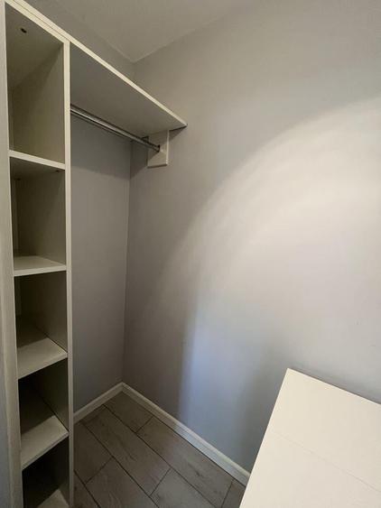 Apartament cu 3 camere semidecomandat, mobilat în Brazda lui Novac