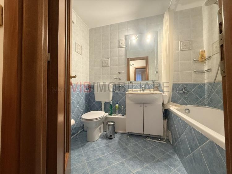 Apartament cu 3 camere decomandat în Grivița