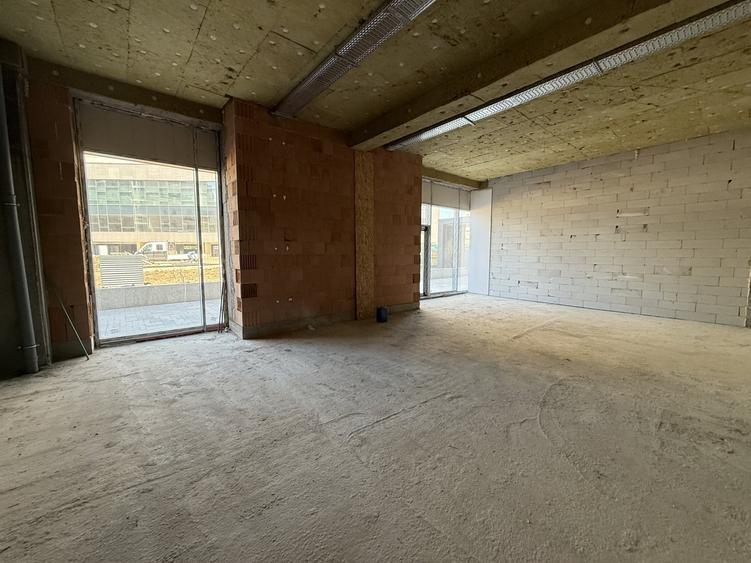 Spațiu comercial, de 71 mp, în Circumvalațiunii