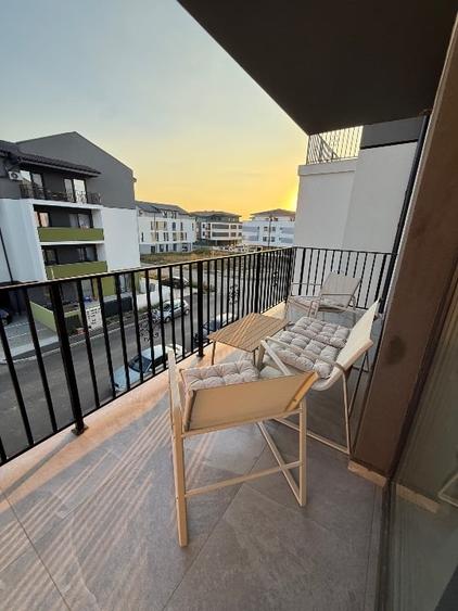Apartament cu 2 camere semidecomandat, mobilat în Giroc
