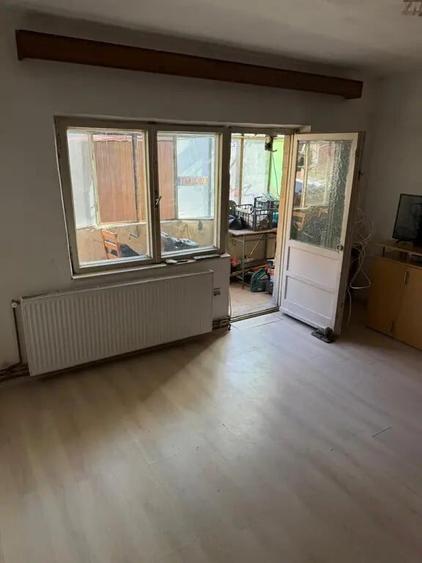 Apartament de vanzare cu 2 camere central - 10