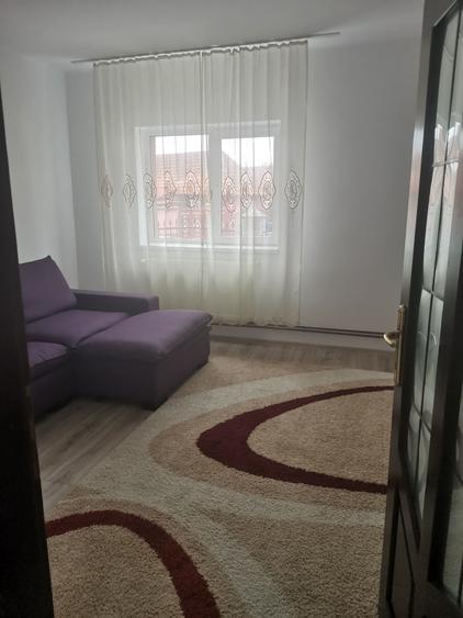 Casă cu 4 camere în Drumul Carului