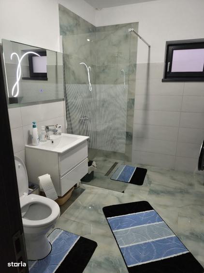 Casă cu 4 camere cu Teren 635 Mp în Central