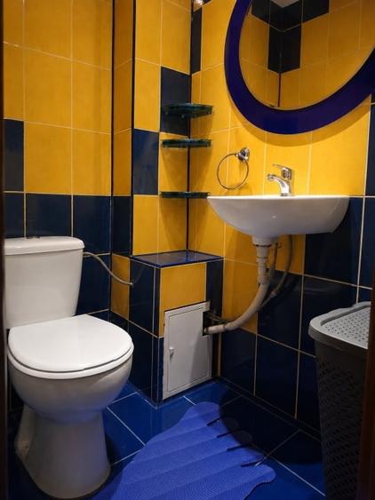 Apartament cu 3 camere decomandat, mobilat în Craiovița Nouă