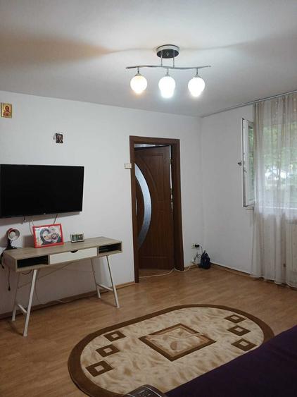 Apartament cu 2 camere nedecomandat în Central