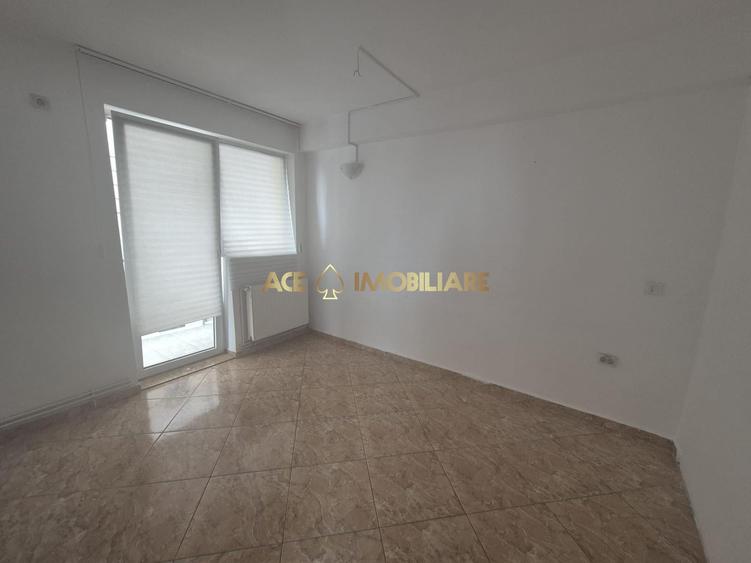 Apartament cu 3 camere decomandat, mobilat în Vitan