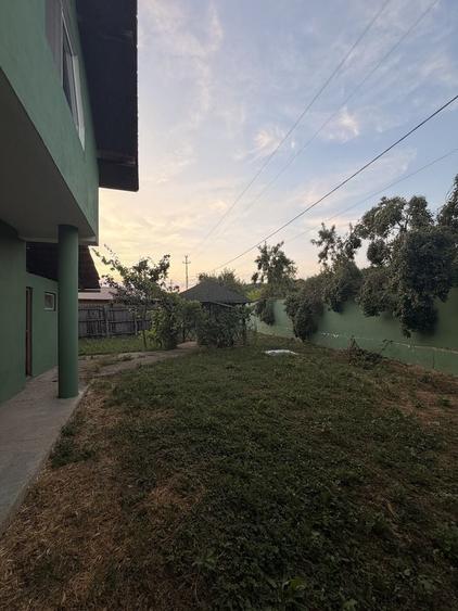 Casă cu 4 camere cu Teren 3500 Mp în Husnicioara