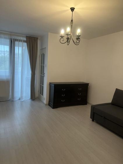 Garsonieră nedecomandată în Costin Georgian