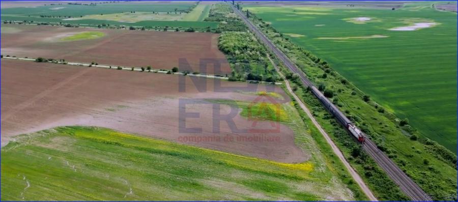 Teren Construcții intravilan de 82757 mp, în Crevedia