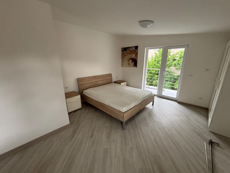 Casă cu 2 camere cu Teren 30 Mp în Central