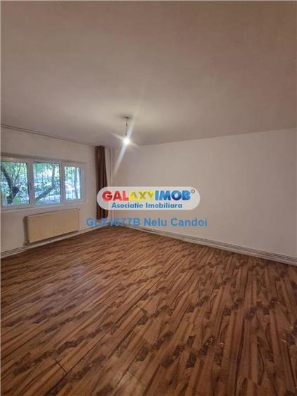 Apartament cu 2 camere decomandat în 13 Septembrie