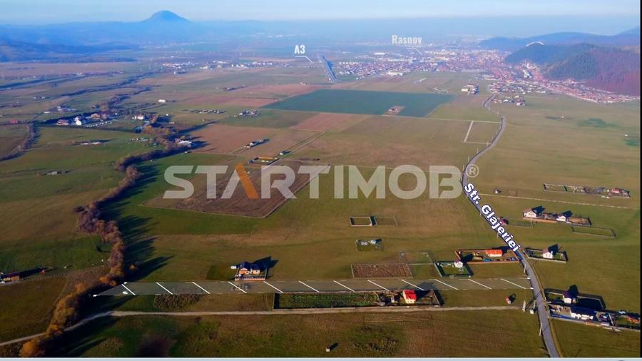 Teren Construcții intravilan de 1100 mp, în Glăjărie