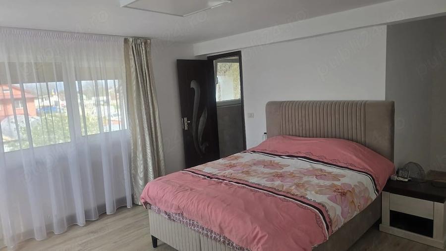 Casă cu 2 camere cu Teren 483 Mp în Domnești