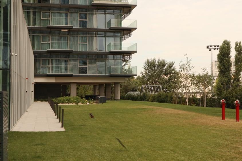 Apartament cu 3 camere decomandat în Aviației
